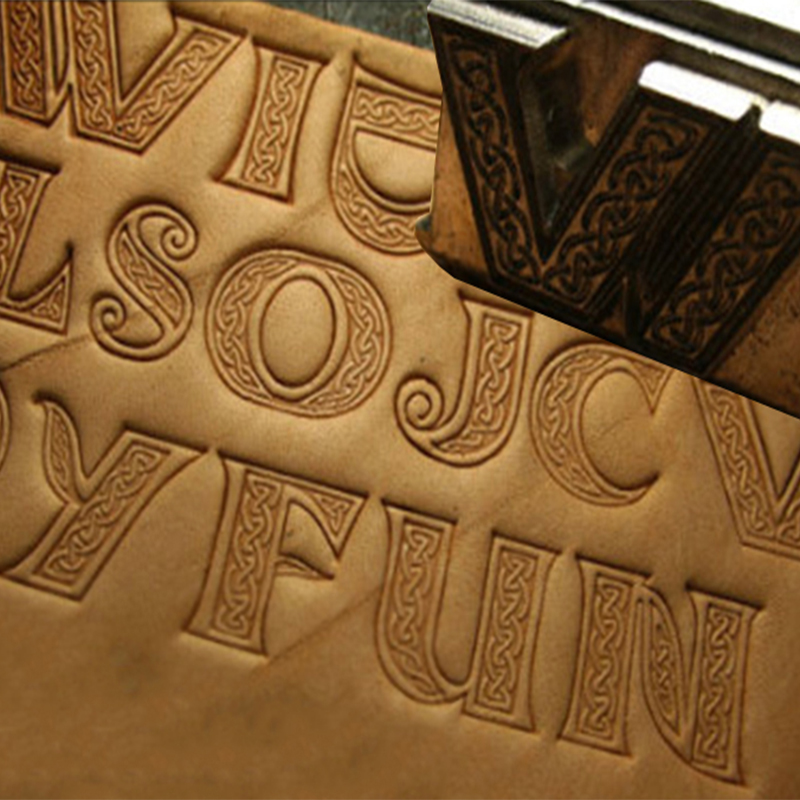 Unique Leather Work - Keltische stijl La Táne Cultuur Complete
