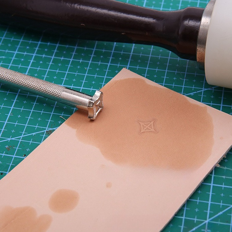 Nieuwe stijl lederen stempelse - Leather Stamp Set recensie en prijs