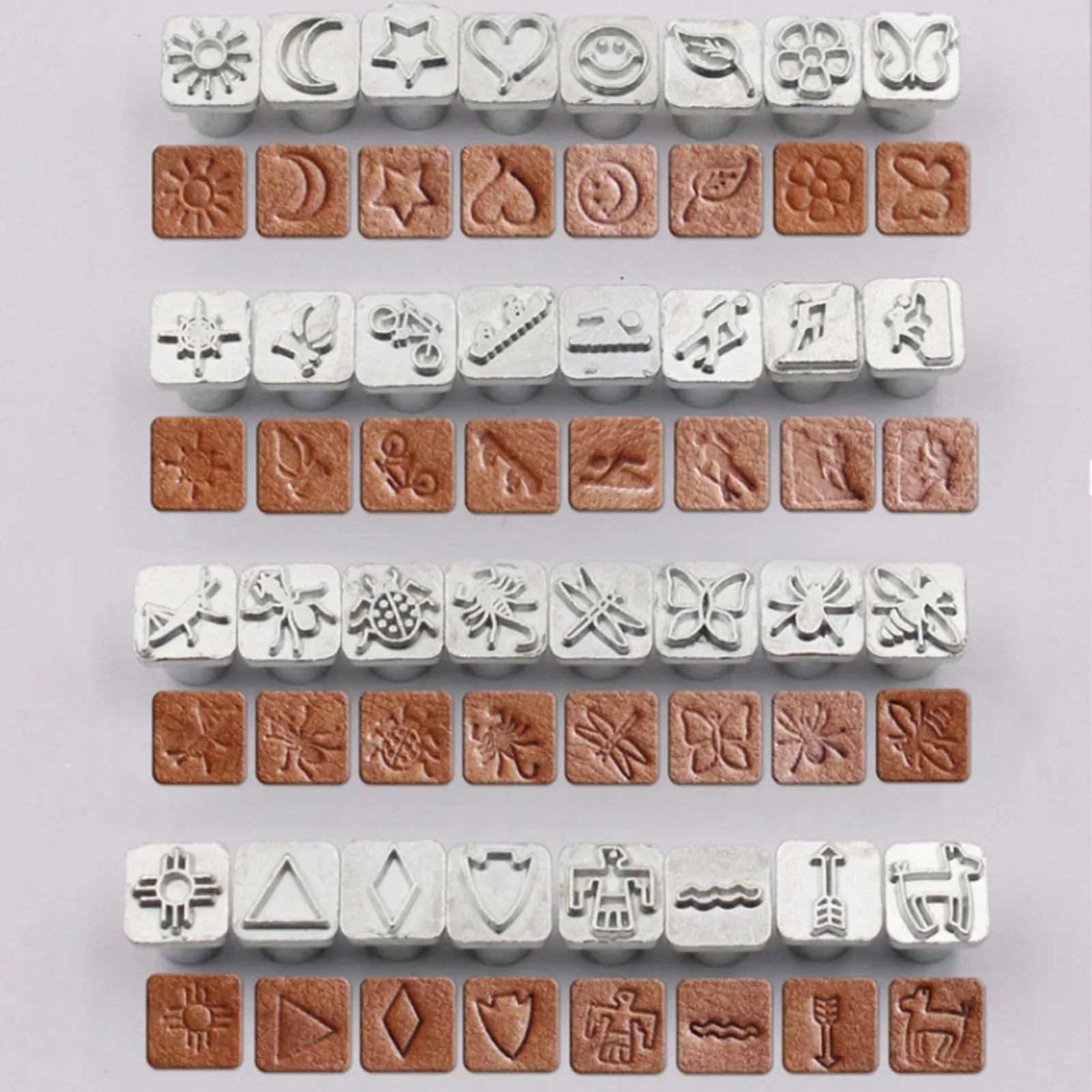 32 Stuks Cartoon Dieren Plant  - Leather Stamp Set recensie en prijs