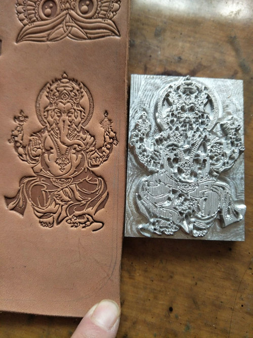 Handwerk uniek ontwerp lederen - Unique Leather Work recensie en prijs
